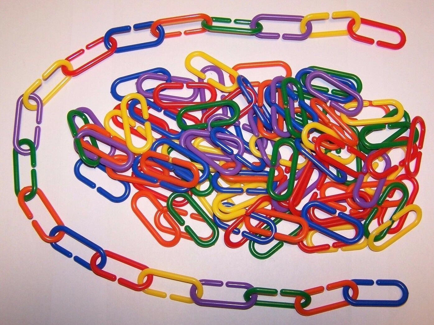 100 Plastic C-clips Hooks Chain Links Sugar Glider Rat Parrot Bird Toy Parts Fs